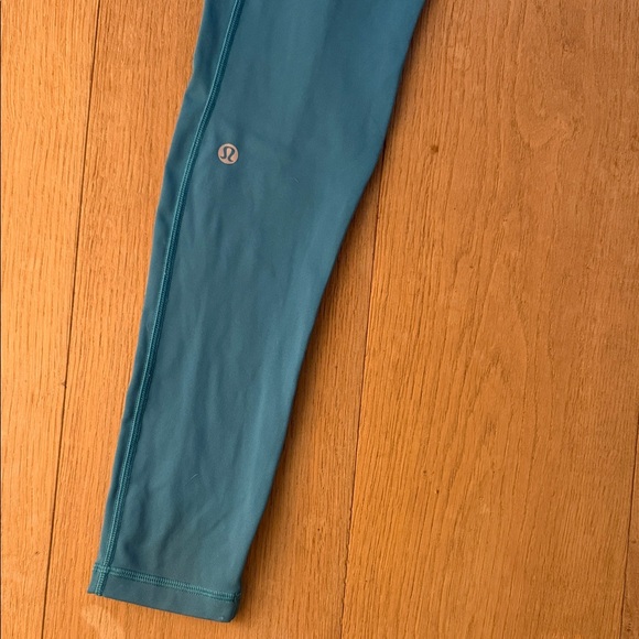 lululemon athletica Ocean Blue Leggings - Picture 2 of 5